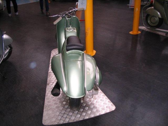203.jpg